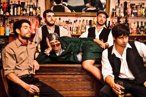 AGUSTÍN DRUETTA PRESENTA UN BAR DE CANCIONES
