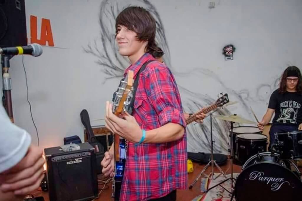 ÁLVARO CASTRO: “EMPECÉ A ESCUCHAR METAL A LOS 11 AÑOS”