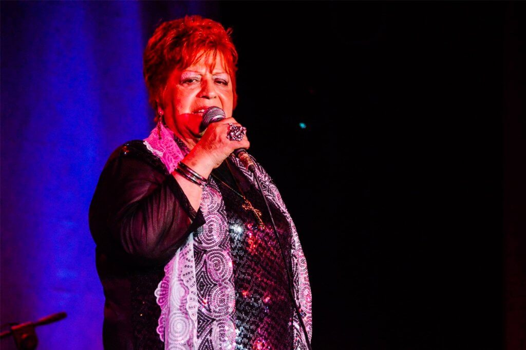 COLUMNA DE TANGO: NELLY ALVARADO