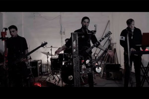 RAISERS LANZÓ SU PRIMER VIDEOCLIP “LA CASA DEL JUEGO”