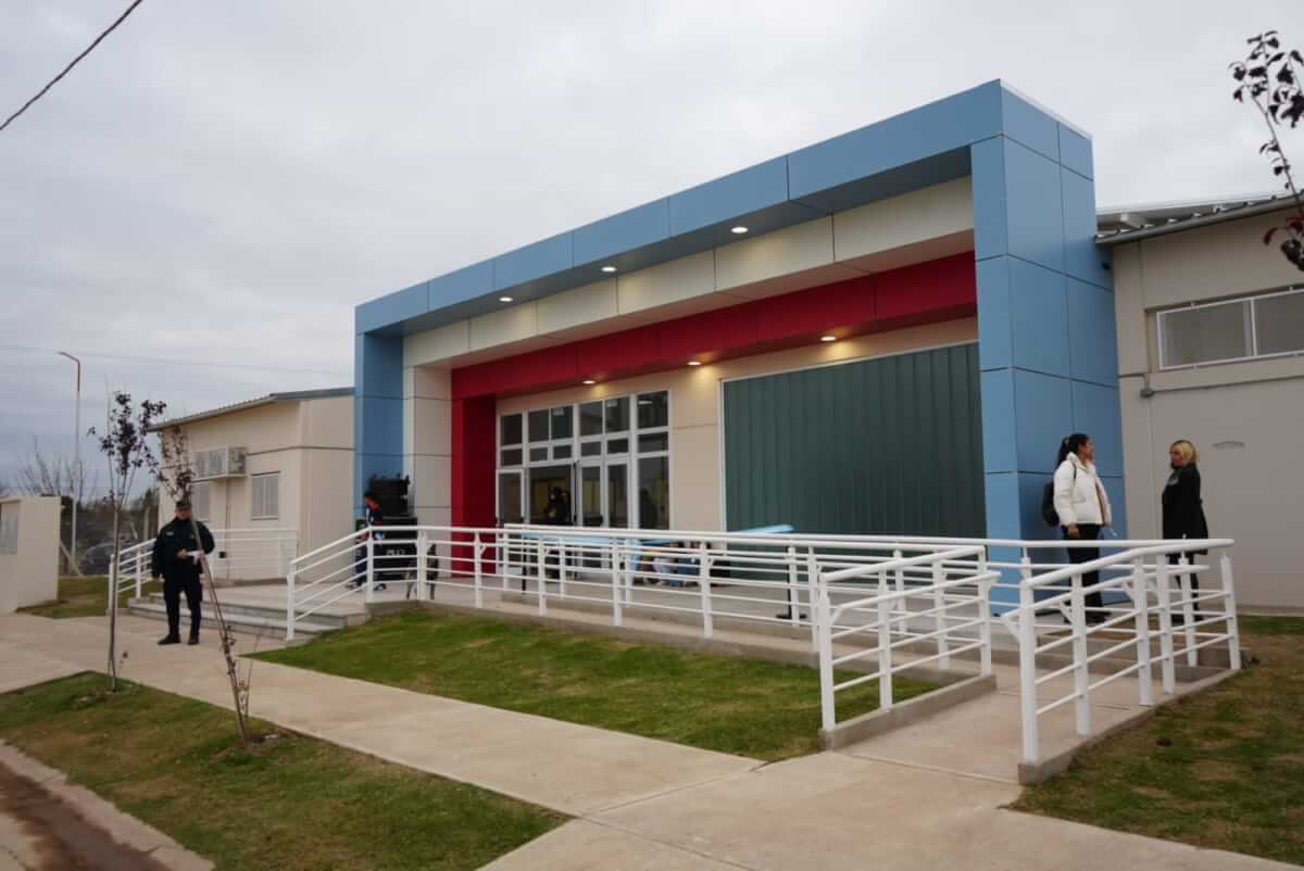 INAUGURARON UNA ESCUELA SECUNDARIA EN VILLA MARÍA