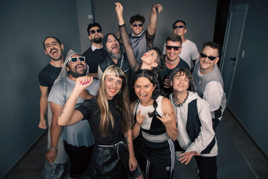 LA FABULOSA ORQUESTA CELEBRA SU SEGUNDO ANIVERSARIO