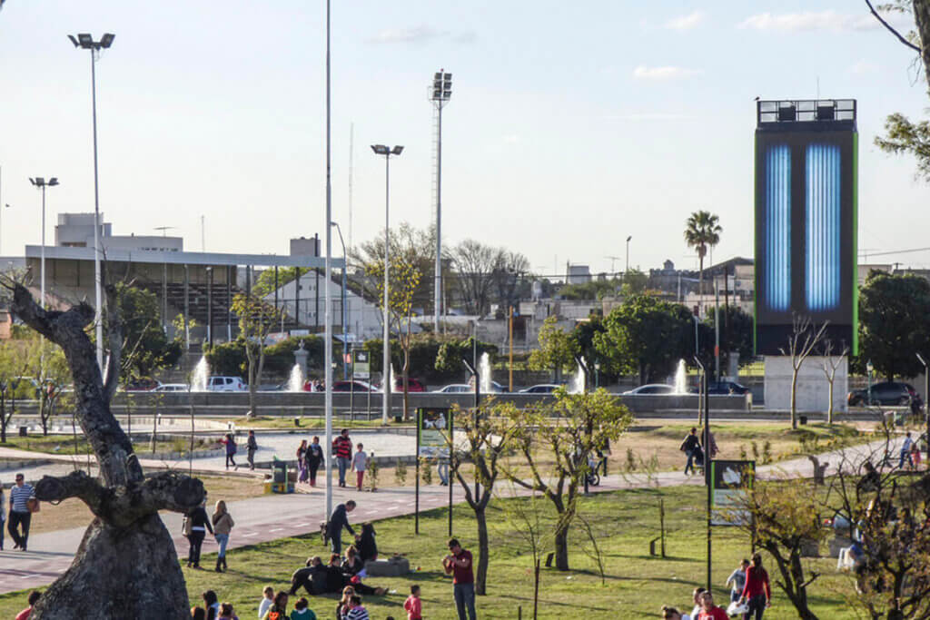 FELIPE PIGNA, RUBÉN MAGNANO Y LILIANA GONZÁLEZ VENDRÁN A LA FERIA CONECTANDO SABERES