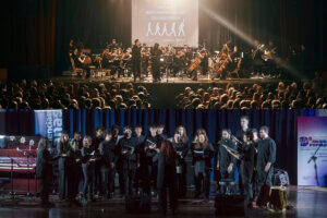 LA FILARMÓNICA Y EL CORO NONINO HOMENAJEARÁN A CHARLY Y A FITO