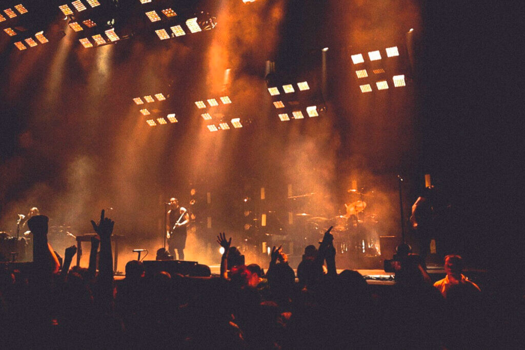 TU MÚSICA, MI VOZ: CONVOCATORIA PARA SOLISTAS Y BANDAS TRIBUTO