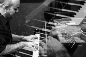 DOCENTE DE LA UNVM FUE ELEGIDO COMO MEJOR PIANISTA DEL AÑO